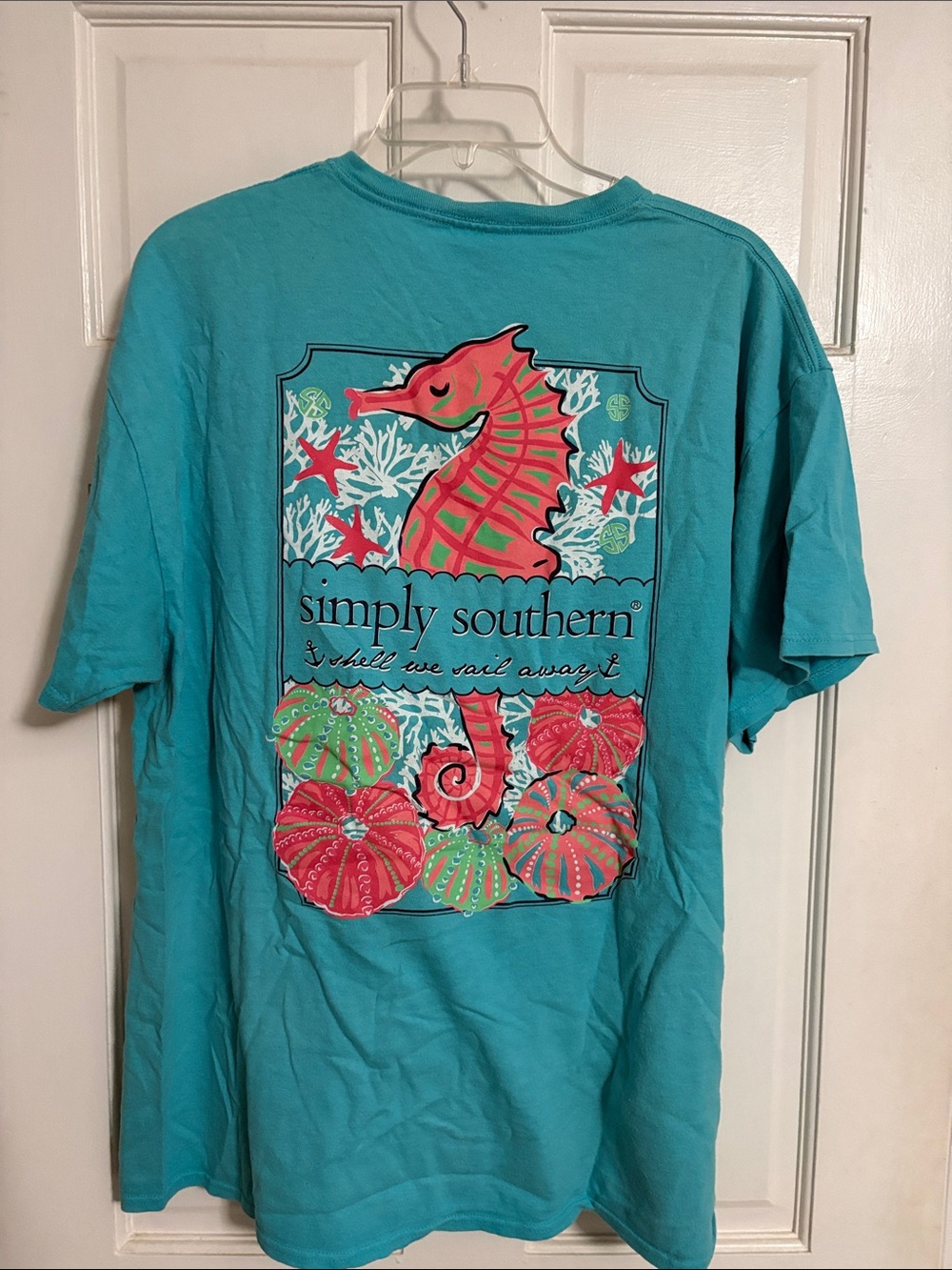 Simply Southern Teal Short-Sleeve Seahorse Graphic Tee
